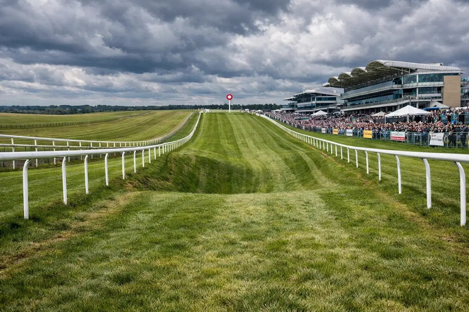 The Dip at Newmarket Rowley Mile straight course